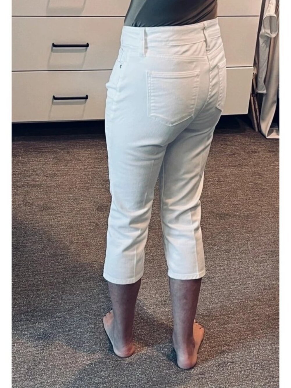St John’s Bay white capri 5-pocket jeans mid-rise 4